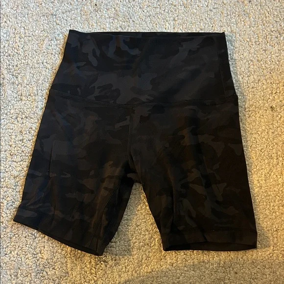 Lululemon Align Black Camo Biker Shorts- 4in - Picture 1 of 3